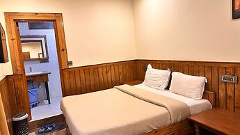 Hotel Wood Castle