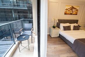 MY WAY DELUXE HOTEL