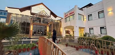 Pink Villa Boutique Hotel