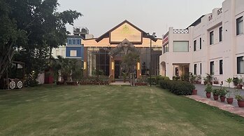 Pink Villa Boutique Hotel