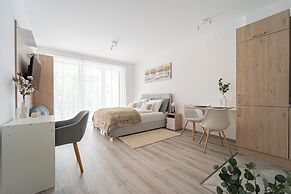WestSide Garden Apartments by FirstHost