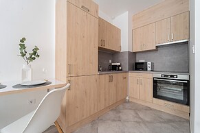 WestSide Garden Apartments by FirstHost