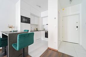 WestSide Garden Apartments by FirstHost