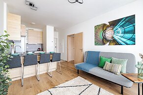 WestSide Garden Apartments by FirstHost