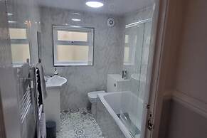 Headland - House - Sleeps5 - Pet Friendly - Garden