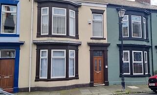 Headland - House - Sleeps5 - Pet Friendly - Garden