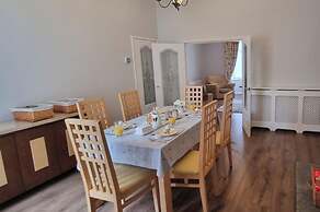 Headland - House - Sleeps5 - Pet Friendly - Garden