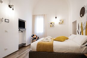 Siamo Bari - Yellow Studio by Wonderful Italy