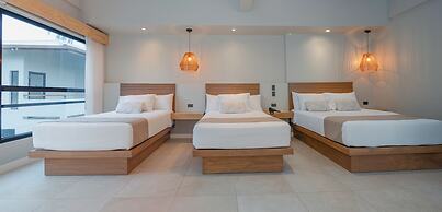 Mirasurf Hotel & Waves