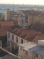 Hotel Red Rose
