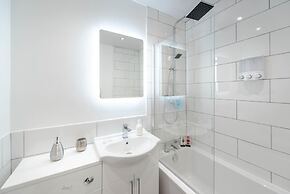 Liverpool Harrow Road Sleeps 6- Infinity Apartment