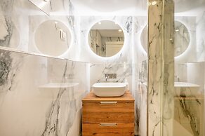 Bairro Alto Prime Studio II by Homing