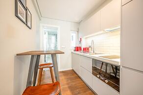 Bairro Alto Prime Studio II by Homing