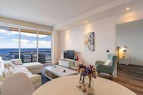 Monumental Apartment 610 Balcony Sea View