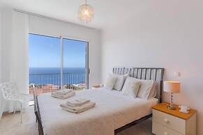 Villa Eldomar 61 in Estreito da Calheta