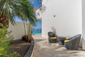Villa Eldomar 61 in Estreito da Calheta
