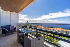 Monumental Apartment 608 Balcony Sea View