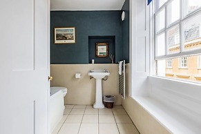 Spacious Homely Georgian Town House Central Bath