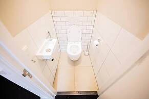 Serviced 3BR Apartment in Utrecht