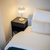 Studio Serviced Apartments With City View