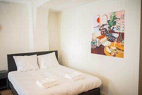 Studio Serviced Apartments With View -prh14/15-
