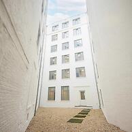 Studio Serviced Apartments With View -prh14/15-