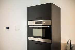 Studio Serviced Apartments With View -prh14/15-