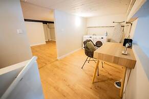 3 Bedroom Serviced Apartment -bsh-