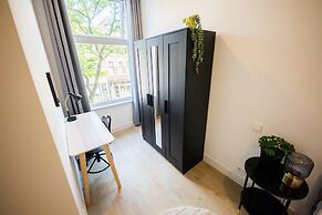 Alphabet 1BR Serviced Apartment -nb304/306-