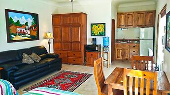 Casa Evita 4 Bedroom Beachfront Home