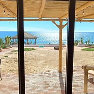 Casa Evita 4 Bedroom Beachfront Home