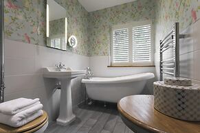 Lyth Valley Country House - 9 Rooms