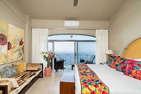 Breathtaking Ocean Views Quiet Penthouse
