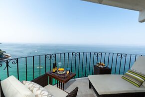 Breathtaking Ocean Views Quiet Penthouse