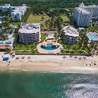 Ocean Front Penthouse Pool Sleeps 8 People
