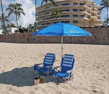 Ocean Front Penthouse Pool Sleeps 8 People