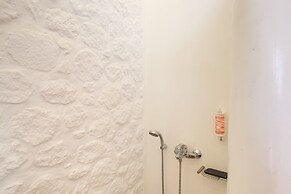 Kallos Villas & Suites