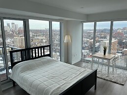 Waterfront Yonge Apartments
