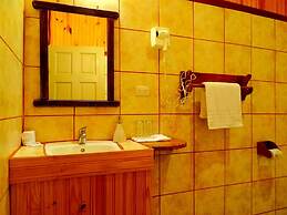 Miztli Lodge & Adventures
