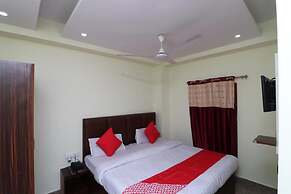 Hotel Paras Una