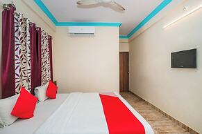 Hotel Paras Una