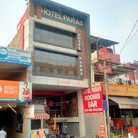 Hotel Paras Una