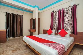 Hotel Paras Una