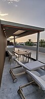 Summertime Signature Suites