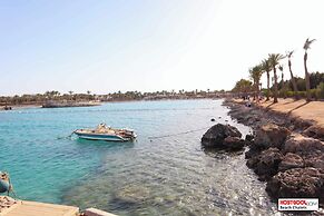 Hostgool Beach Chalets Mirage Bay Resort & aqua park