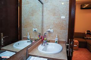 Hostgool Beach Chalets Mirage Bay Resort & aqua park