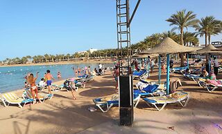 Hostgool Beach Chalets Mirage Bay Resort & aqua park