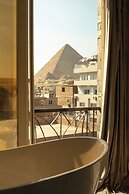 Jimmy Pyramids Hotel