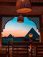 Jimmy Pyramids Hotel