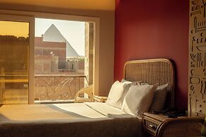 Jimmy Pyramids Hotel
